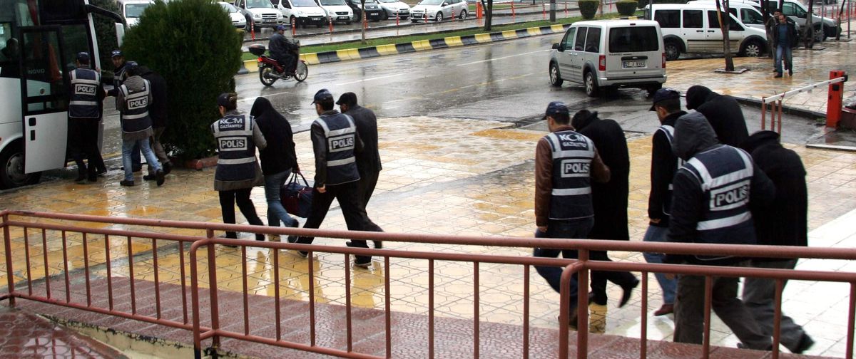 Gaziantep\'teki Suç Örgütü Operasyonunda 8 Kişi Tutuklandı