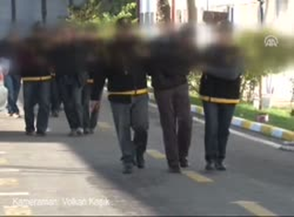 Hırsızlar Hatıra Fotoğrafı Çektirdi