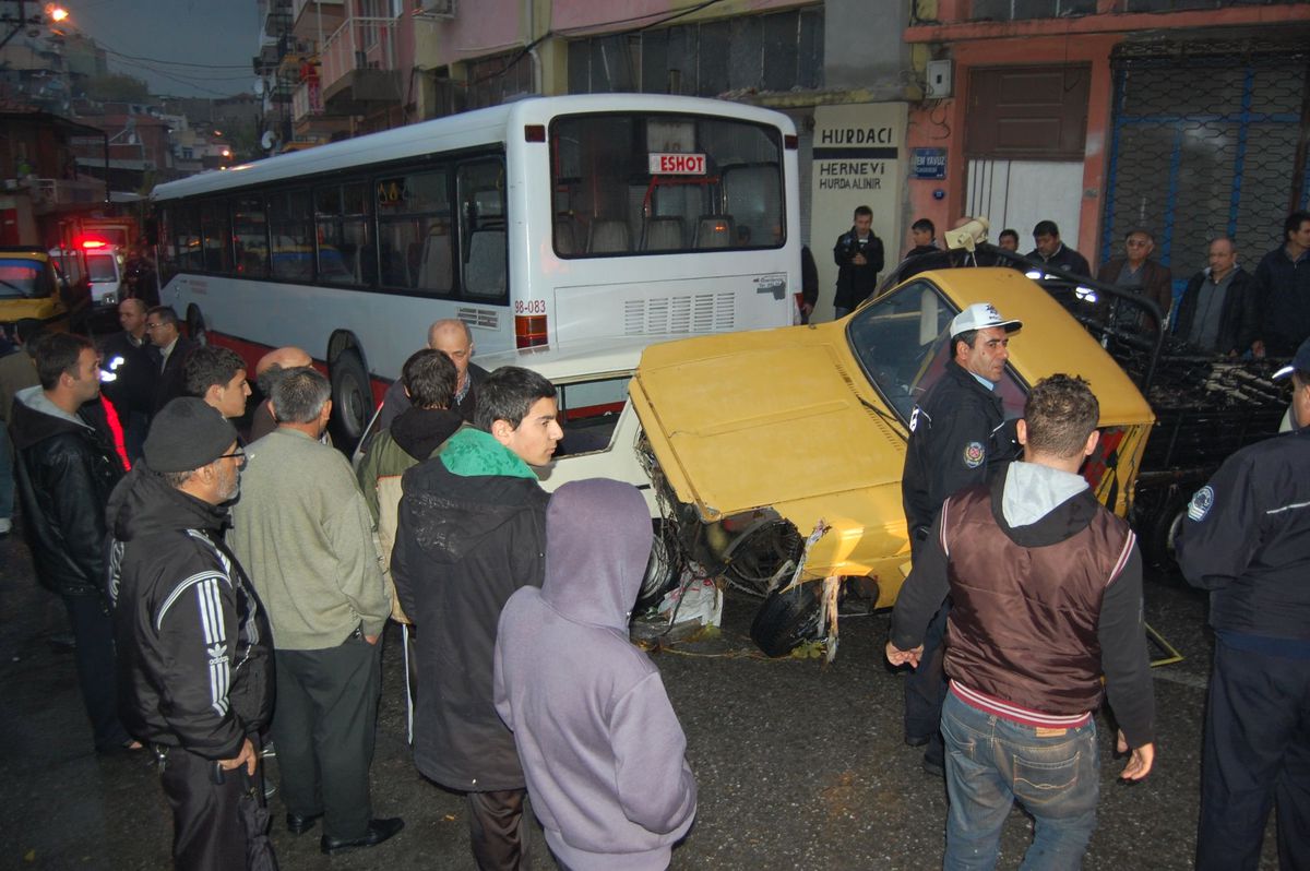 İzmir\'de Yağmur