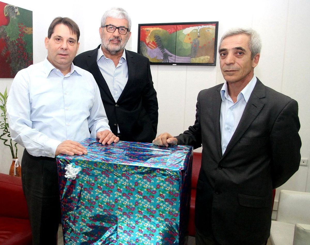 Lösyad\'ın Bilgisayar İhtiyacı Konak Belediye\'si Tarafından Karşılandı
