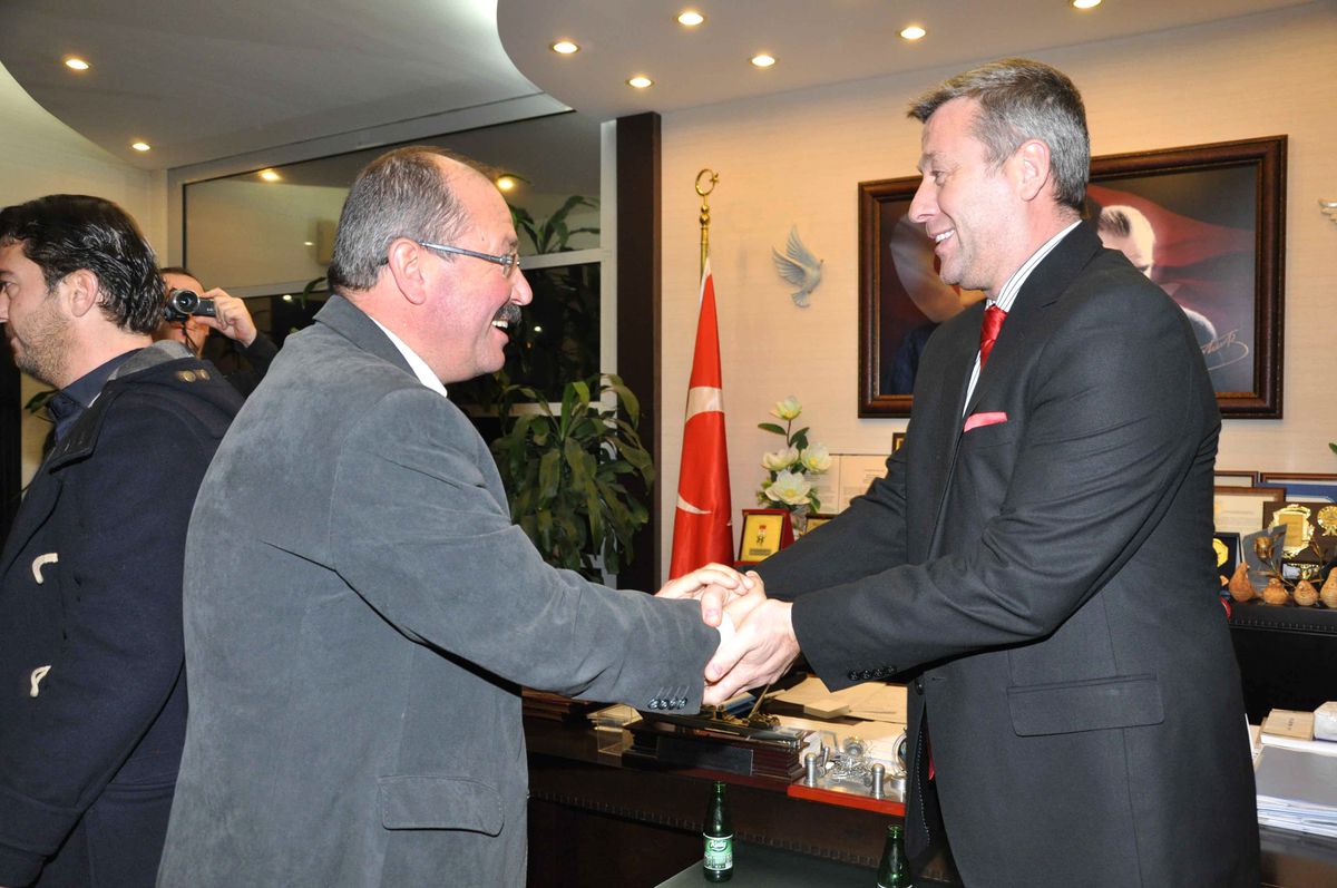 Metin Şentürk\'ten Başkan Altungün\'e Ziyaret