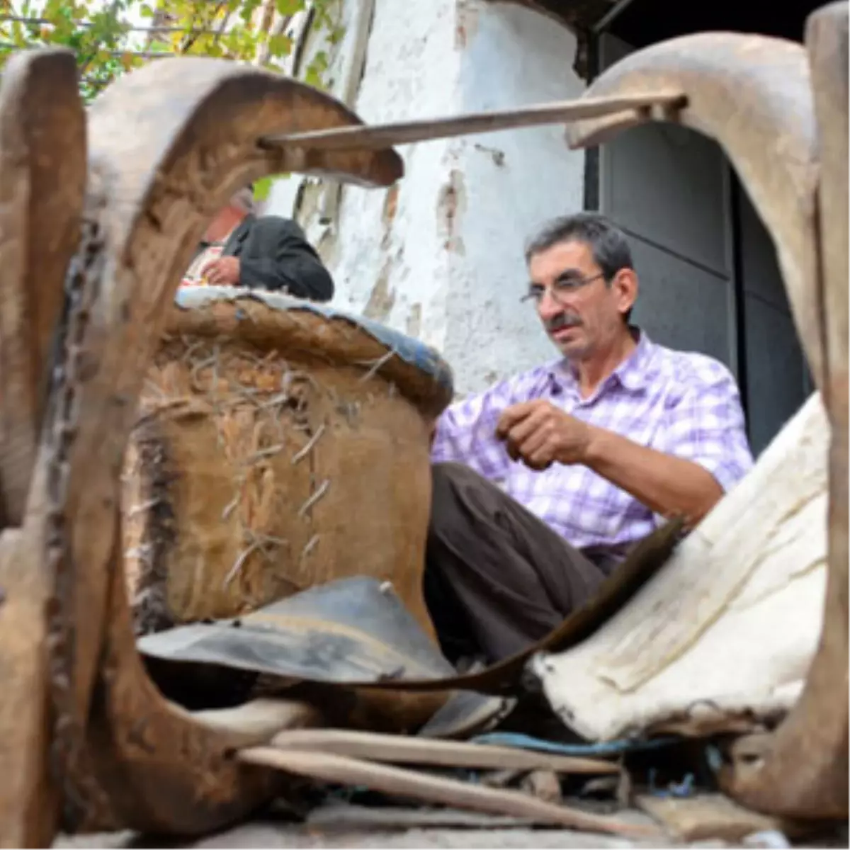 Milas\'ın Son Semer ve Saraç Ustası Direnmeye Devam Ediyor