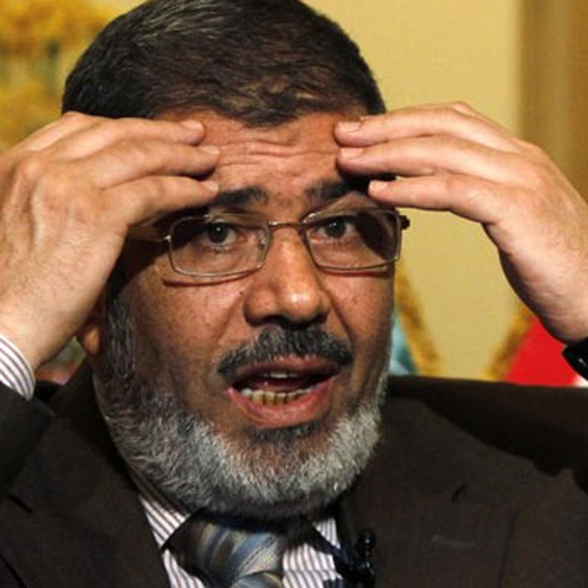 Mısır\'da Mursi Geri Adım Attı
