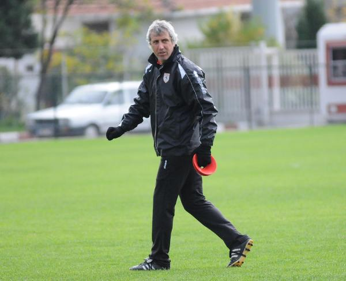 Samsunspor Teknik Direktörü: Taraftarımızı Üzdük