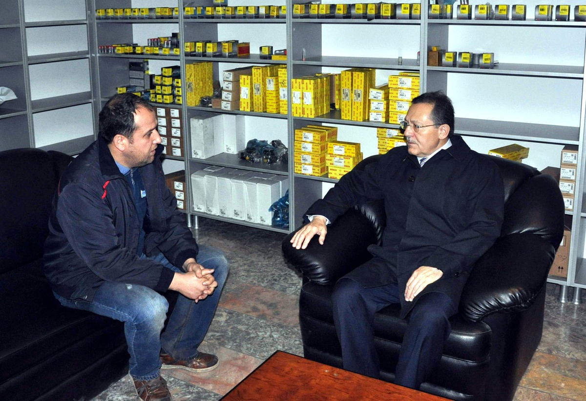 Uğur\'dan Taziye Ziyareti