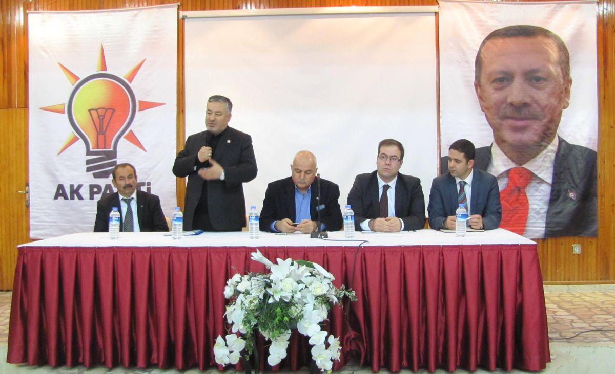 AK Parti\'den Hadim ve Taşkent\'te Toplantı