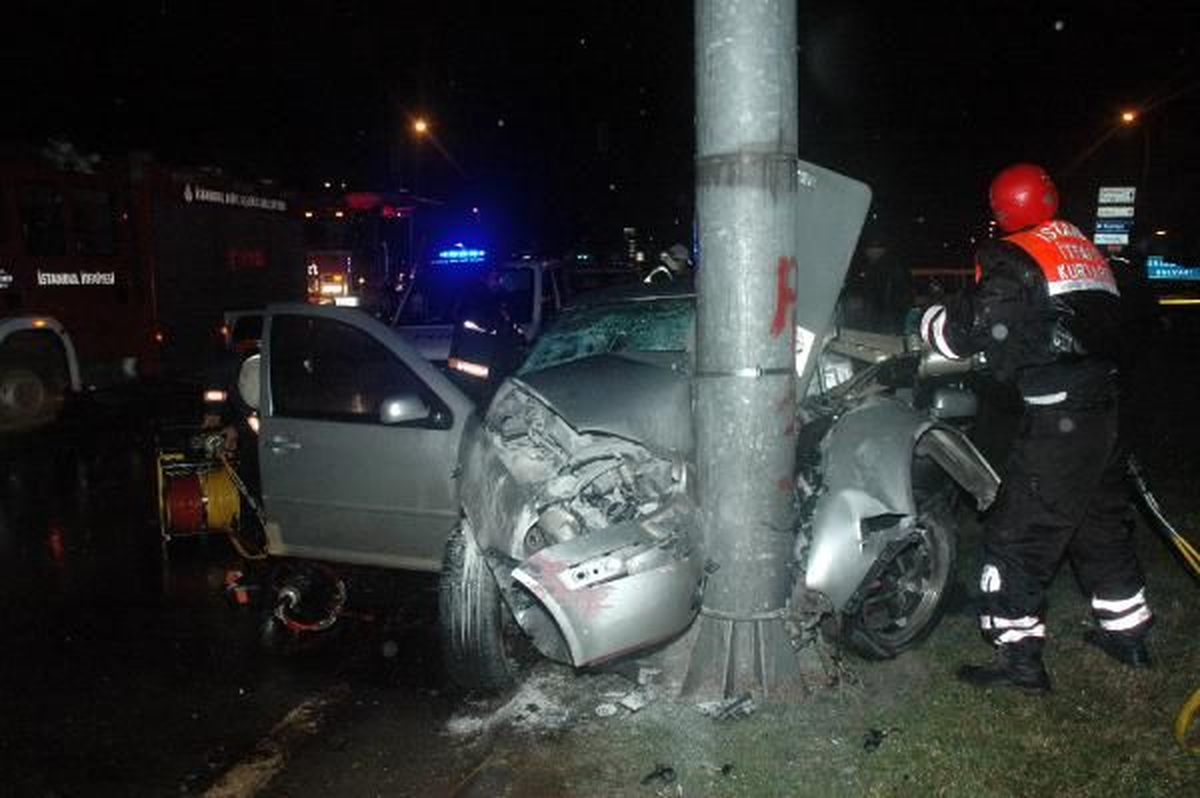 Bakırköy\'de Trafik Kazası: 1 Ölü