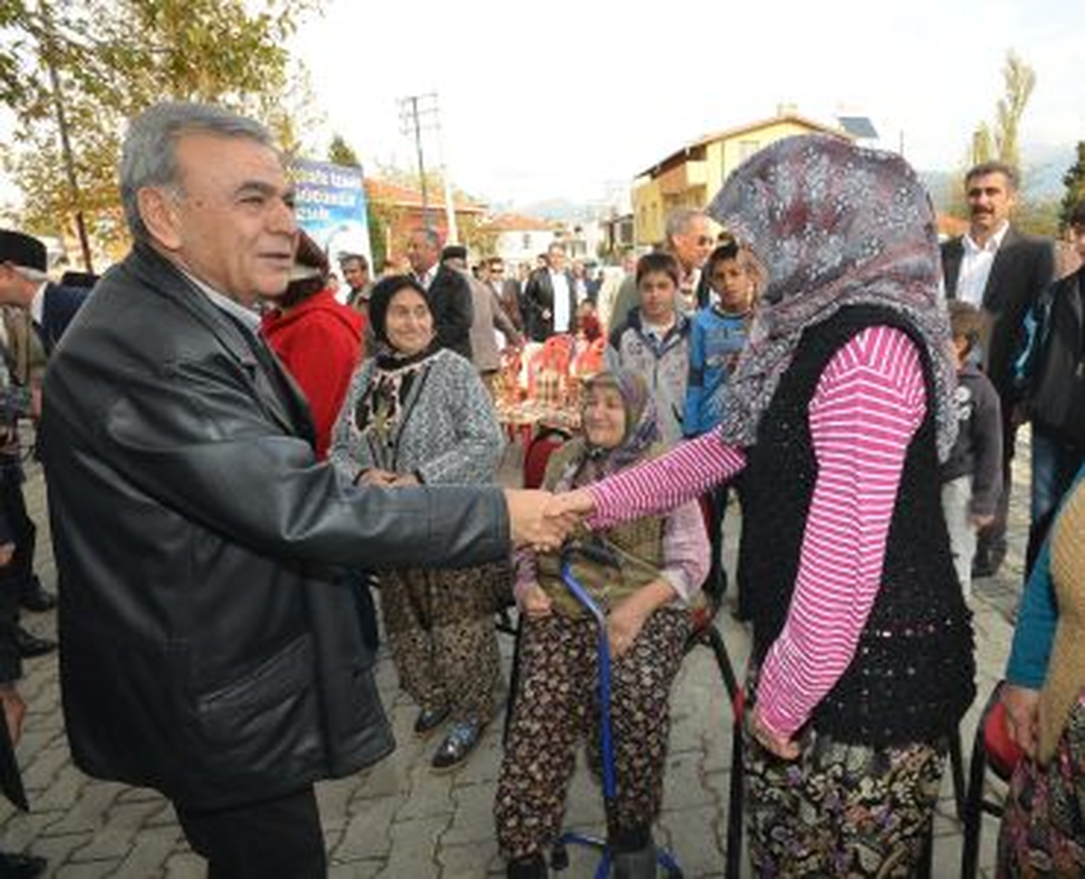 Buca\'nın Köyleri "bayram Yerine" Döndü