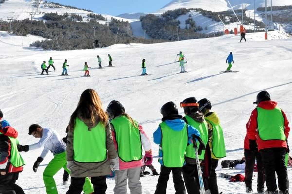 Erzurum\'da Kayak Sezonu Başladı
