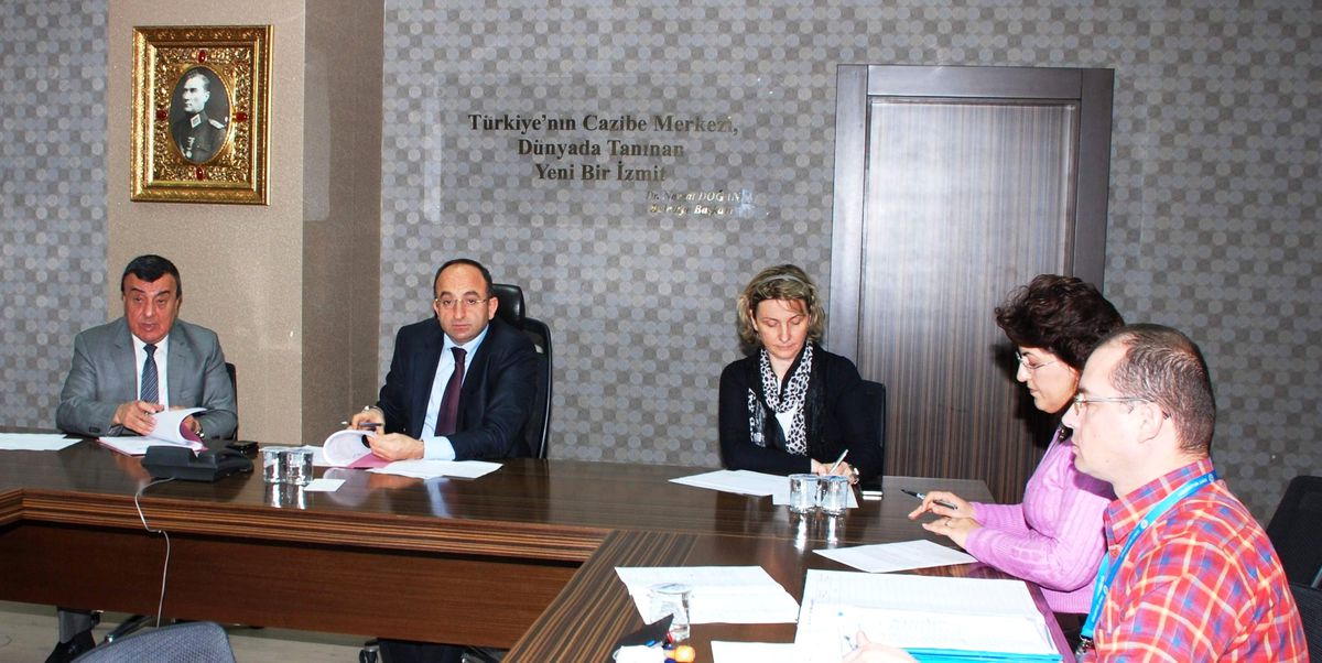 İzmit Belediyesi 5 Yerini Kiraladı