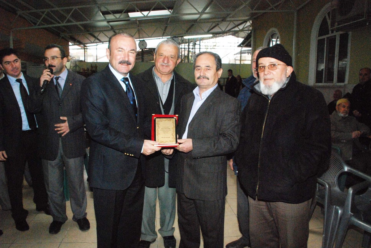 İzmit Belediyesi\'nden Mimarsinan Camiine Lokal