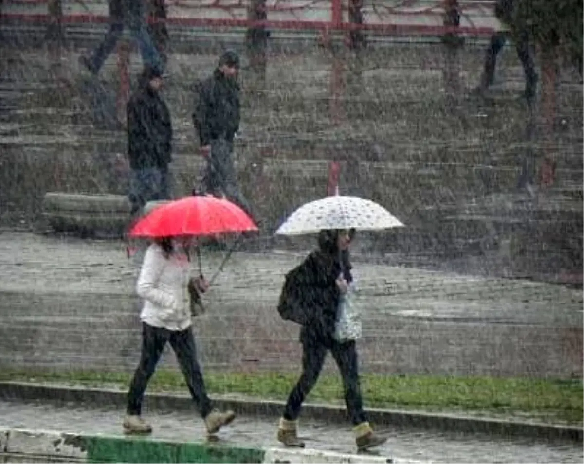 Karabiga'daki Kuvvetli Yağış