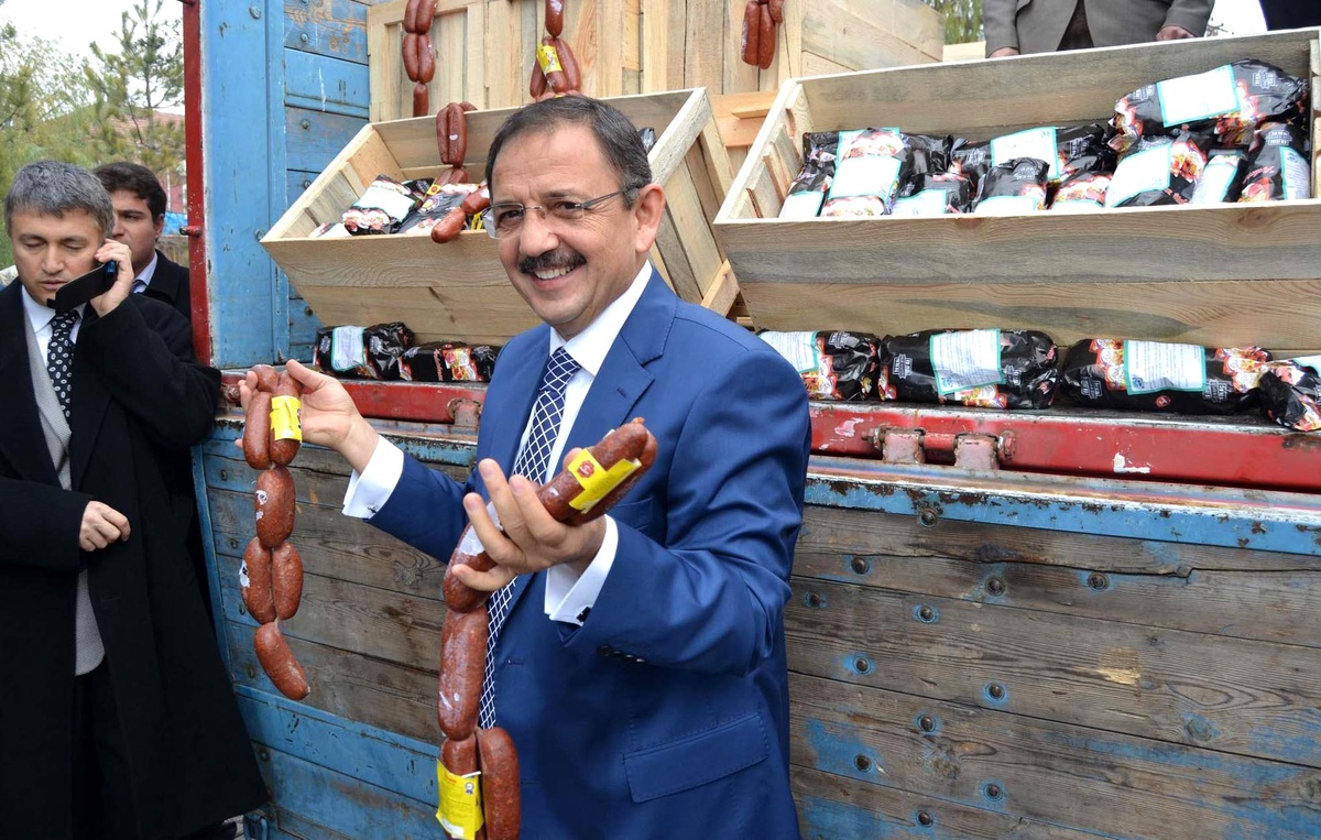 Kılıçdaroğlu Sponsorluğunda Sucuk!
