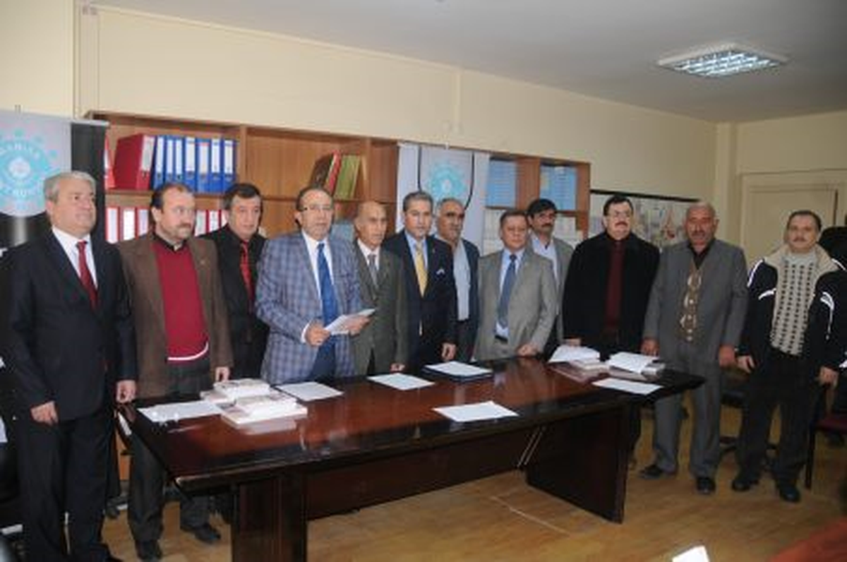 Manisadayız Manisalıyız