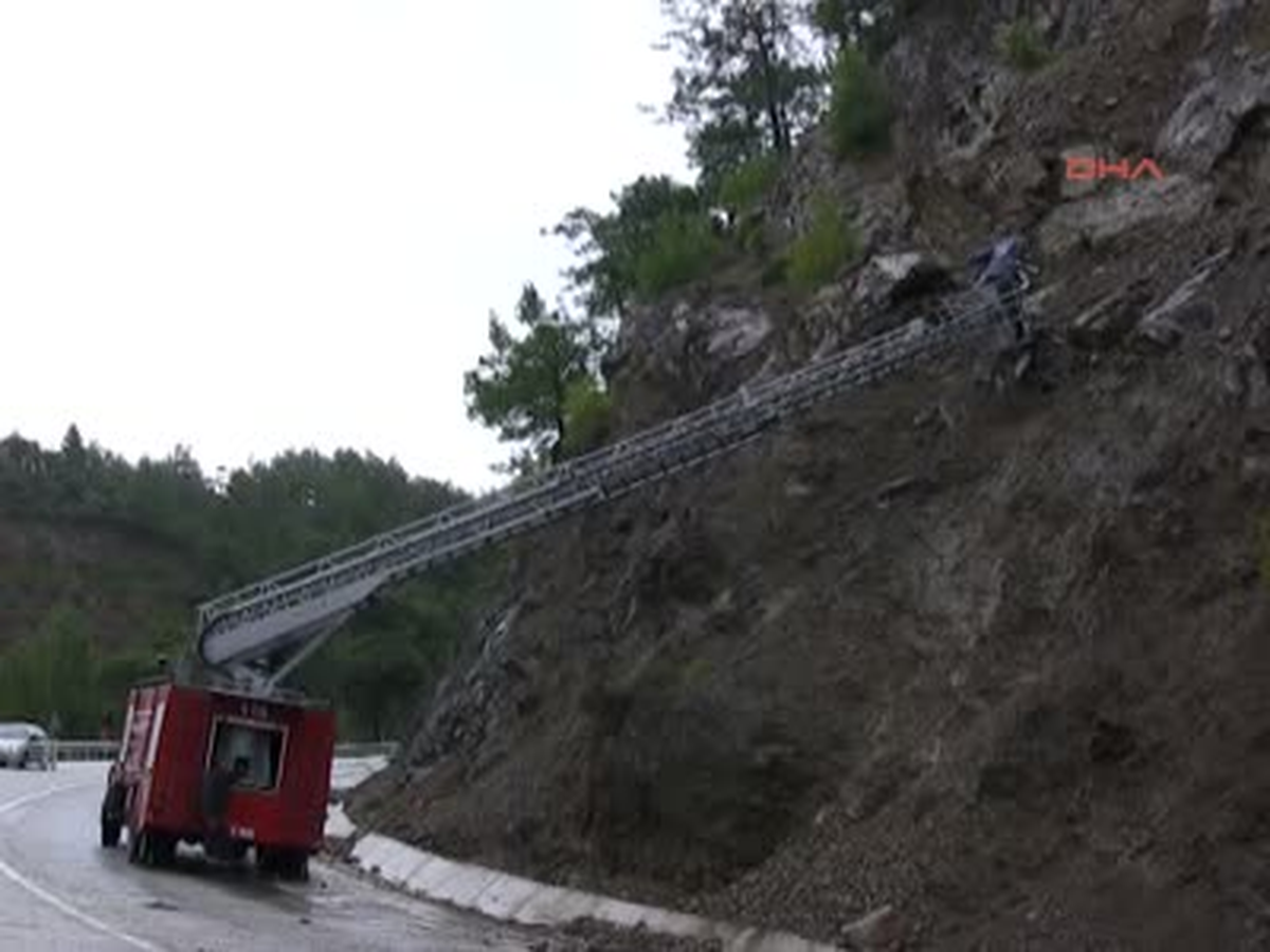 Marmaris\'te Yağış Sürüyor