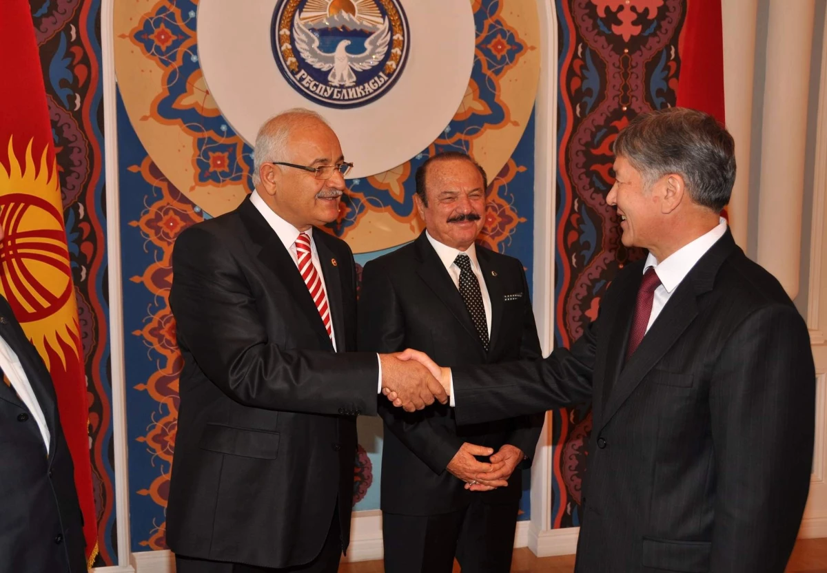 Milletvekili Erdoğan ve Türk Heyeti Kırgızistan Cumhurbaşkanı Atambayev\'le Görüştü
