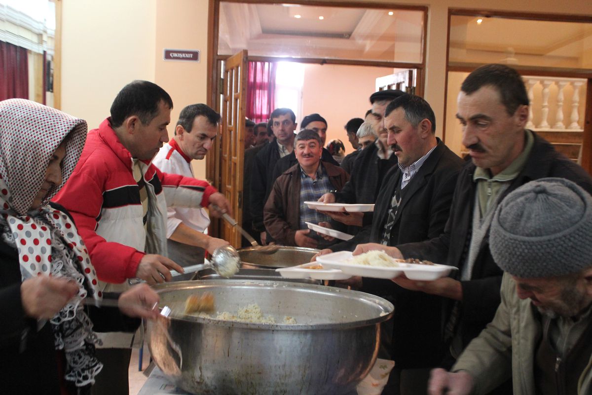 Mudurnulu Hacılardan \'Hacı Aşı\' İkramı