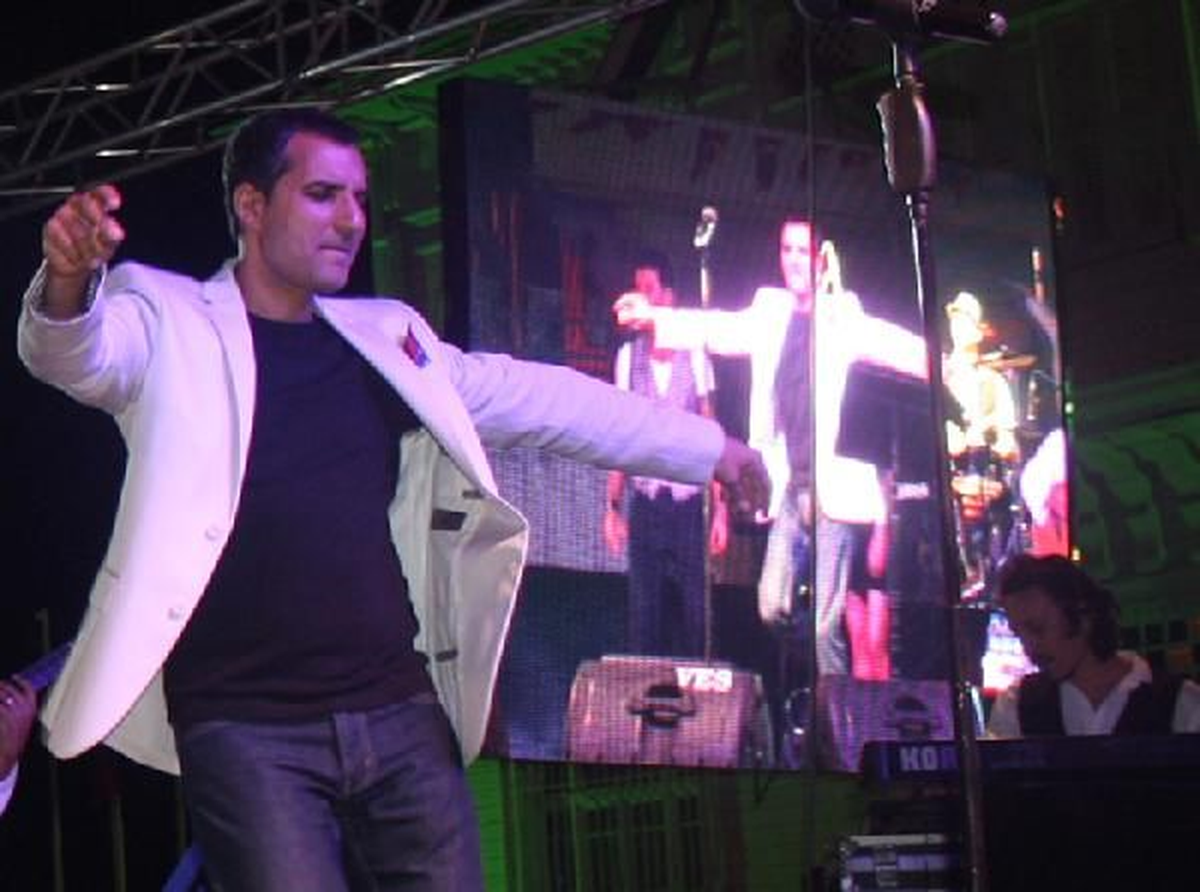 Rafet El Roman Essenli Hayranlarını Coşturdu