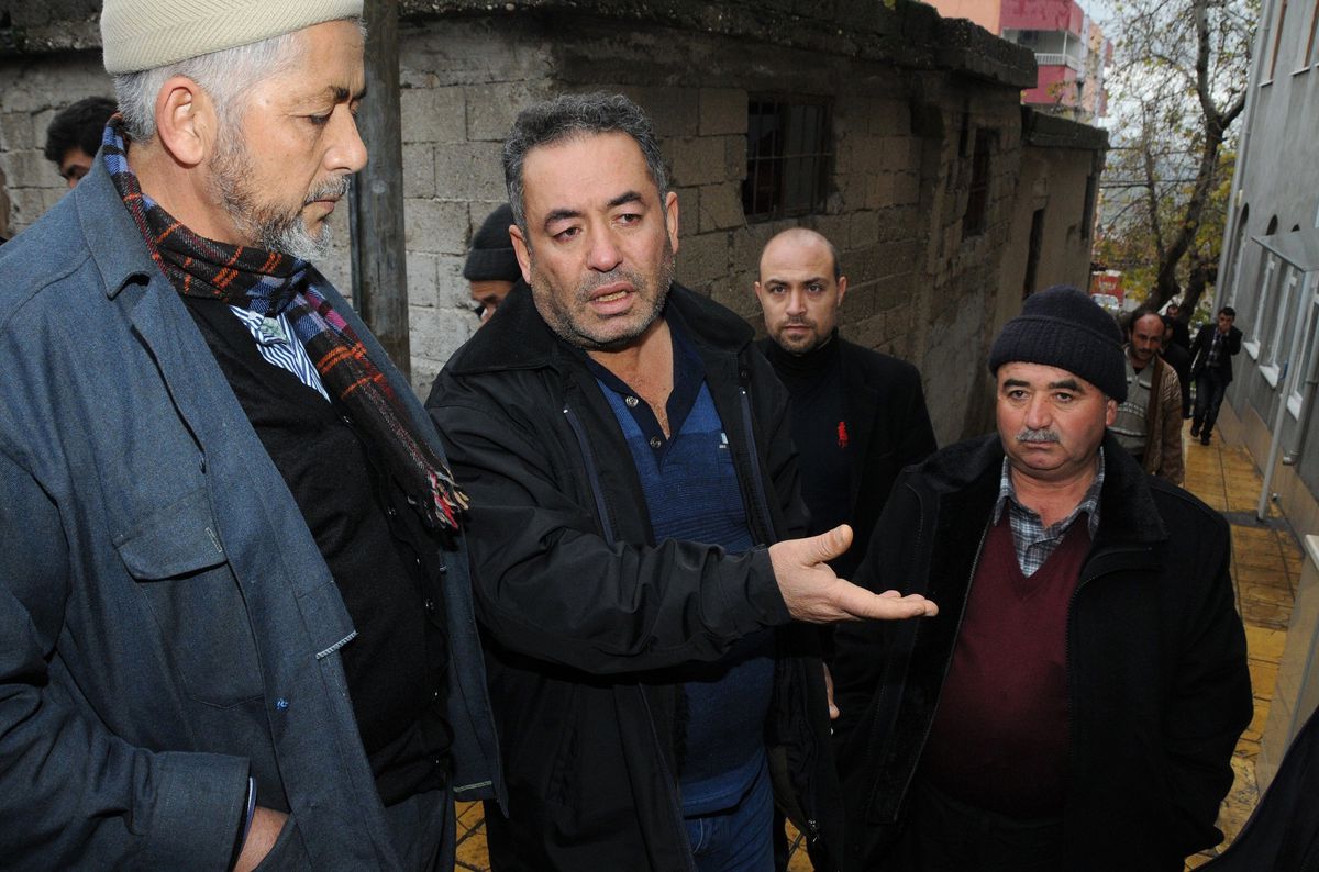 2 İşçi Zehirlenerek Öldü
