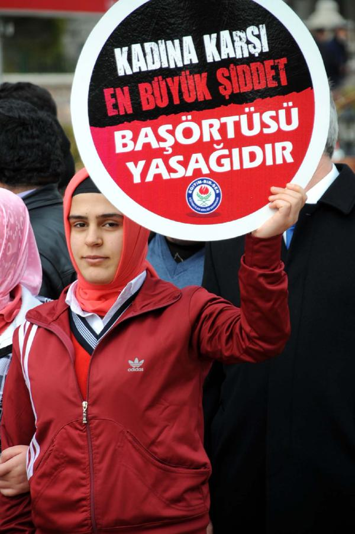 Tokat\'ta Başörtüsü Eylemi