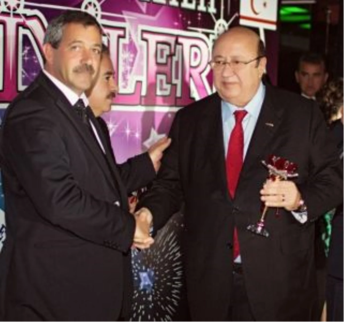 Ünal Erzen, Yılın En Başarılı Belediye Başkanı