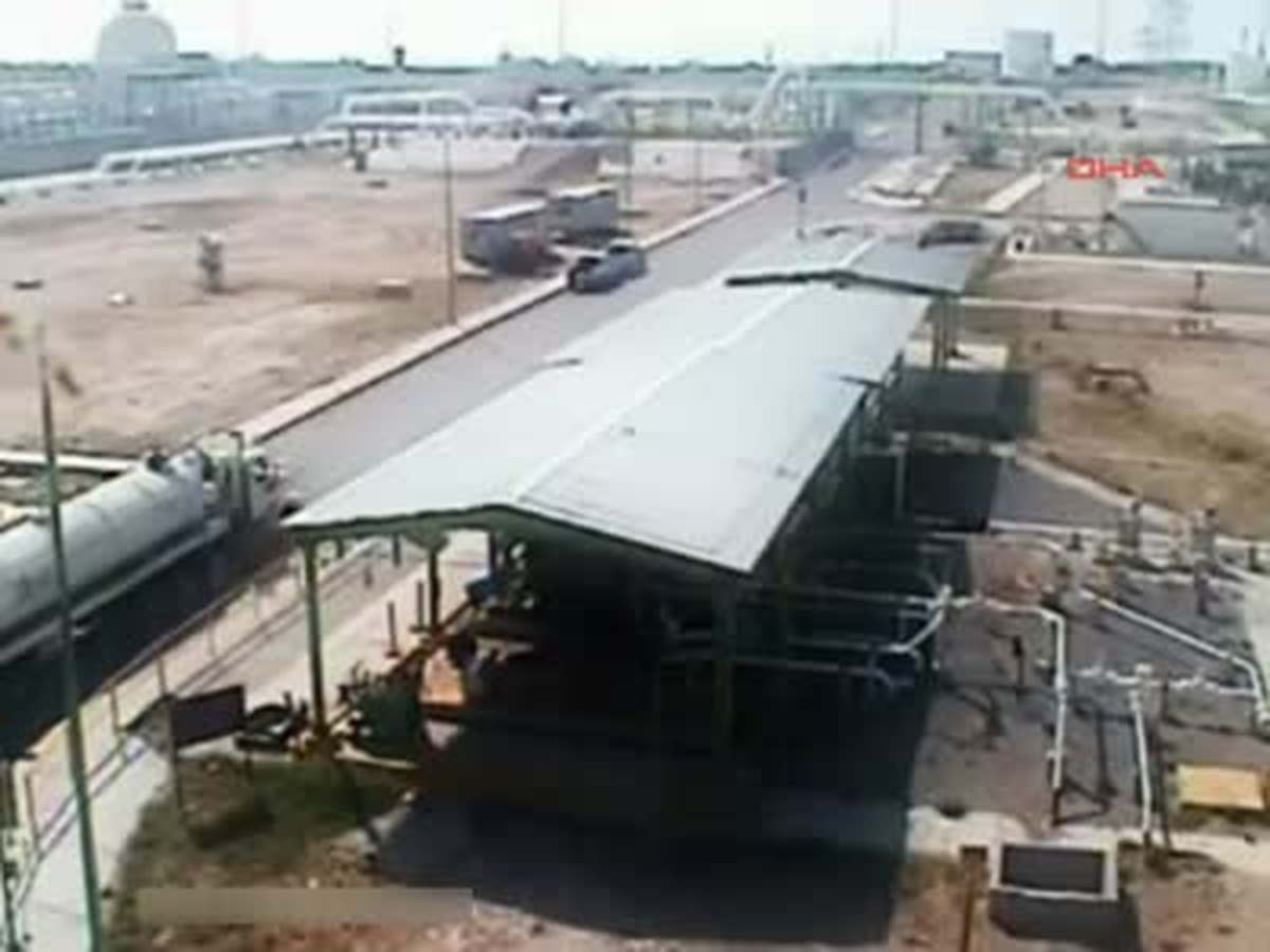 30 Kişinin Hayatını Kaybettiği Patlama Kamerada Meksika\'nın Amerika Birleşik Devletleri Sınırında...