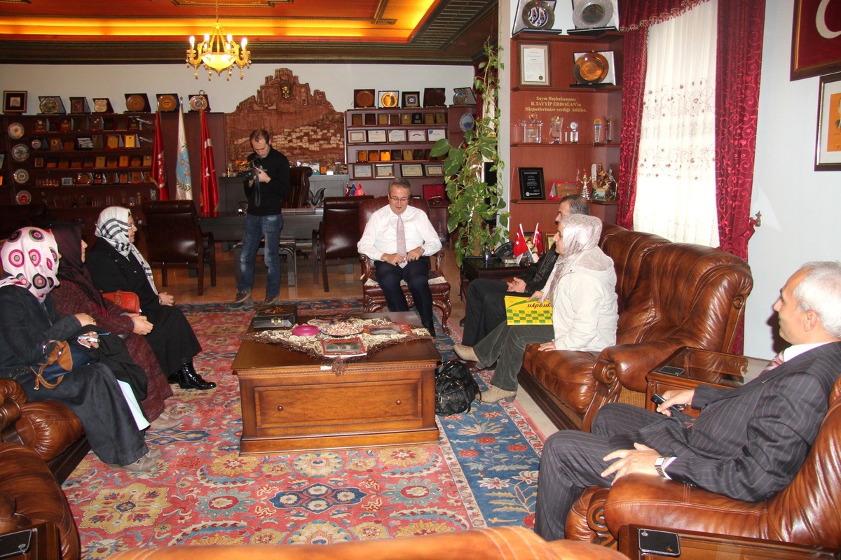 Aile Eğitimcisi Yiğit, Ünver\'i Ziyaret Etti