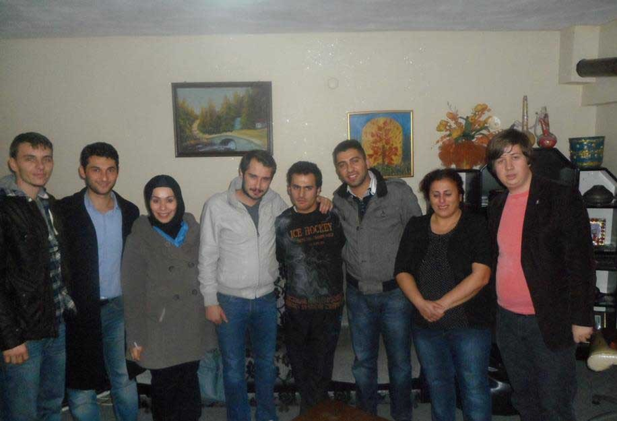 Ak Partili Gençlerden Engellilere Ziyaret