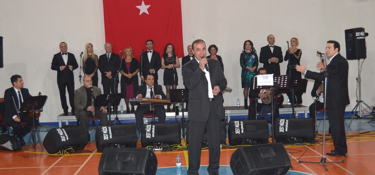 Aliağa Belediyesi Tsm Korosu, Cezaevinde Sahne Aldı