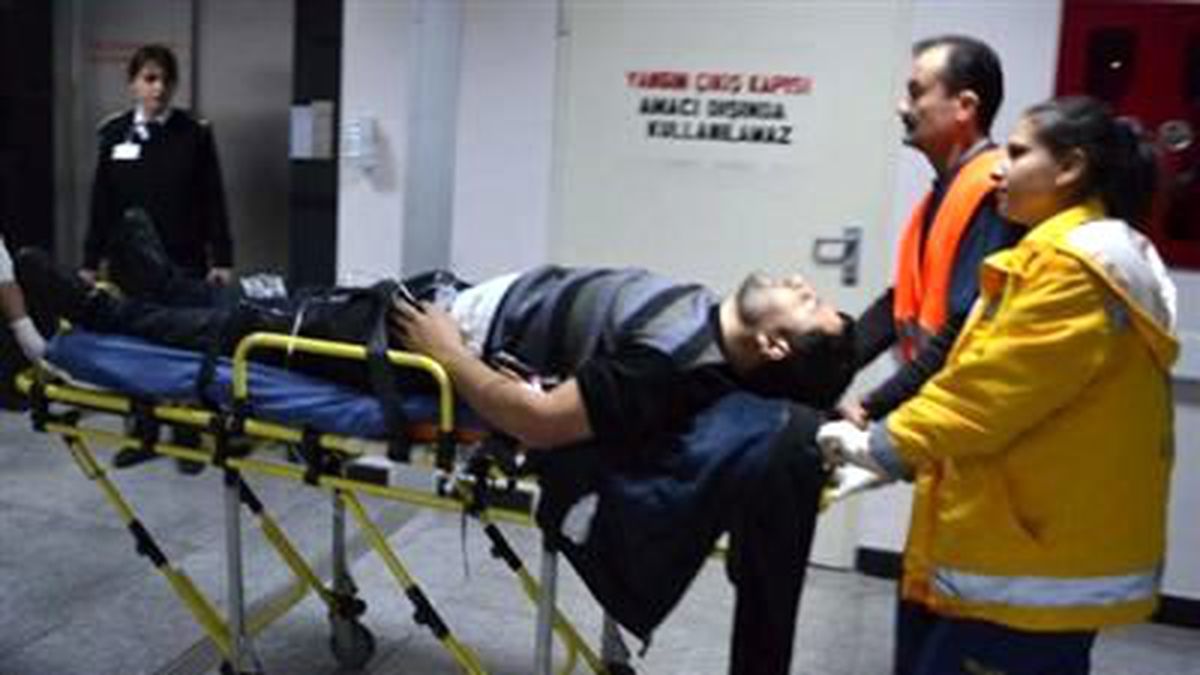 Amca Çocukları Arasında Silahlı Kavga: 2 Yaralı