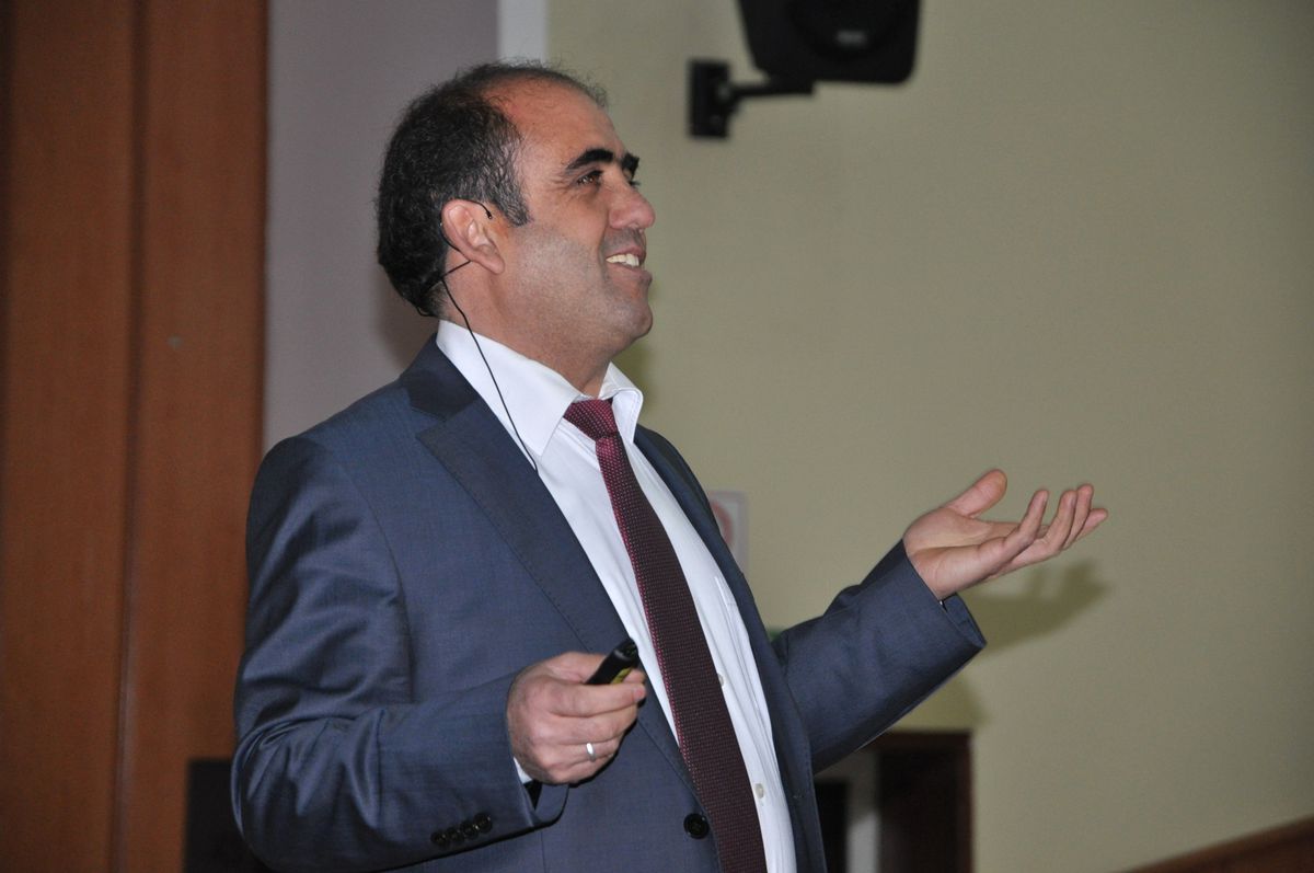 Batman Üniversitesi\'nde \'İnanmak ve Başarmak\' Konferansı