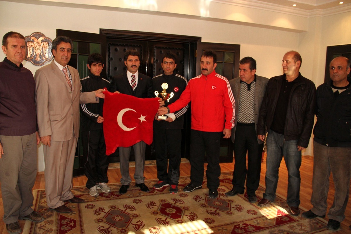 Belediye Spor Madalyaya Doymuyor