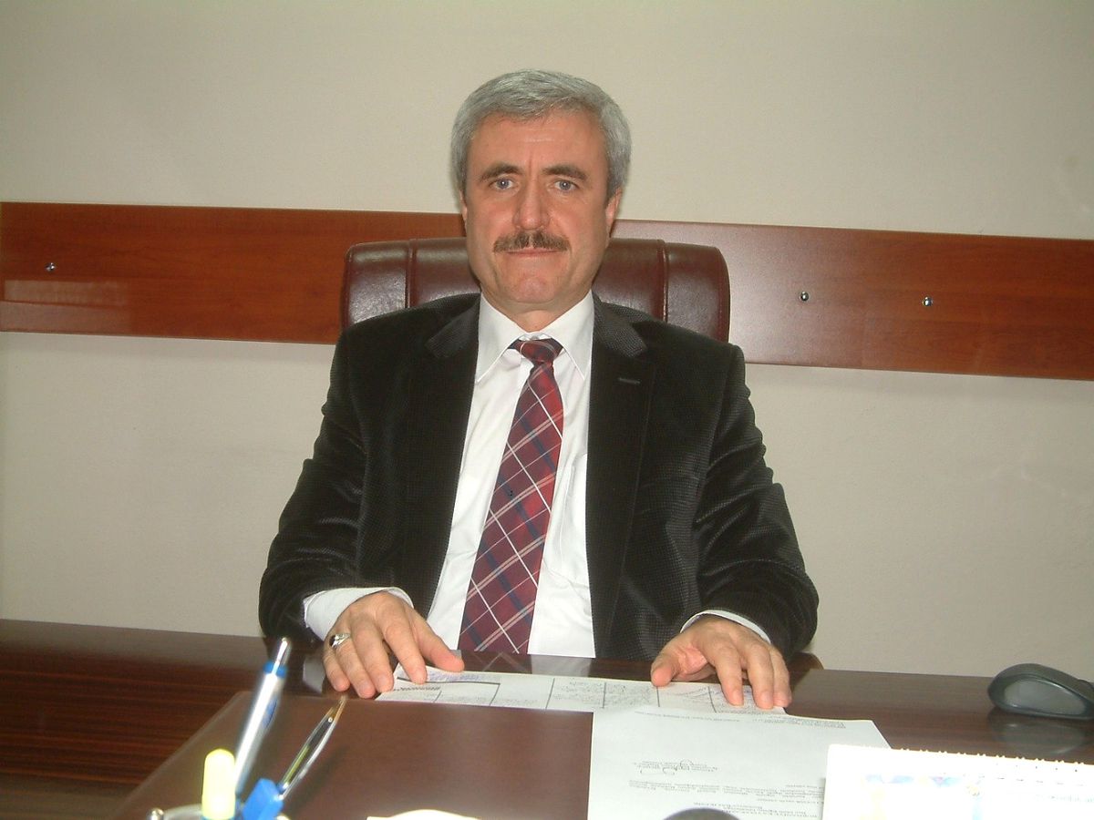 Burhaniye\'de Okuldaki Sel Hasarı Giderildi