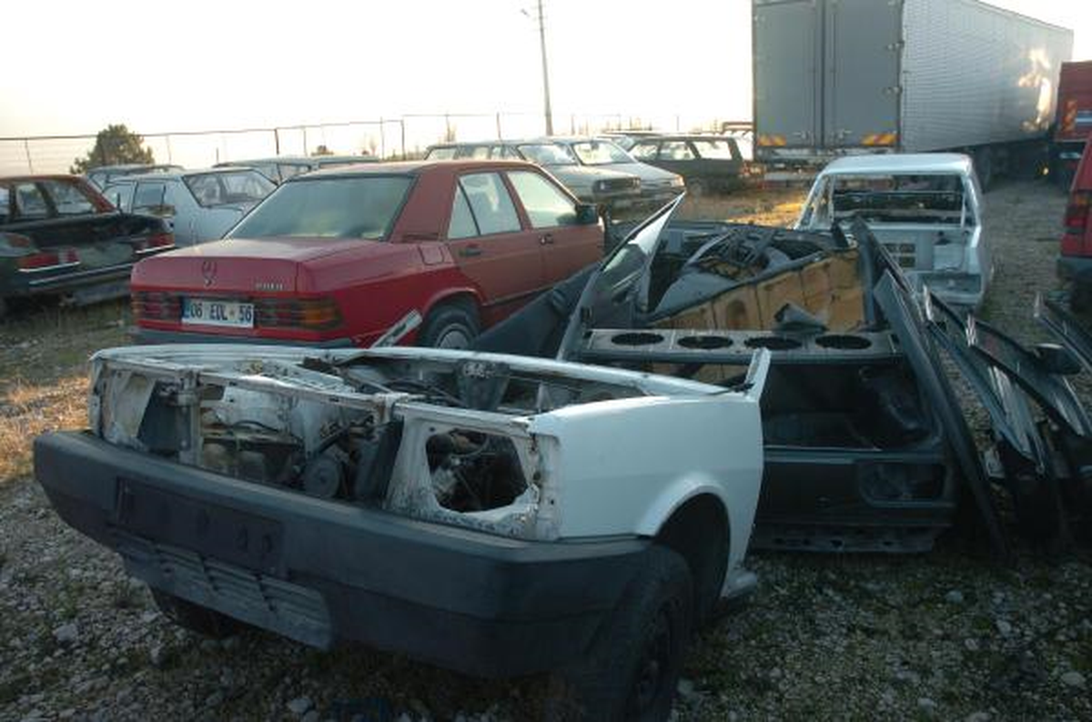 Çalınan Otomobiline 3 Yıl Sonra Kavuştu