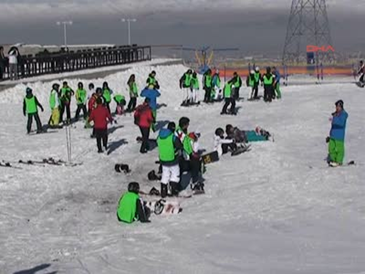 Erzurum Palandöken\'de Ders Zili Çaldı