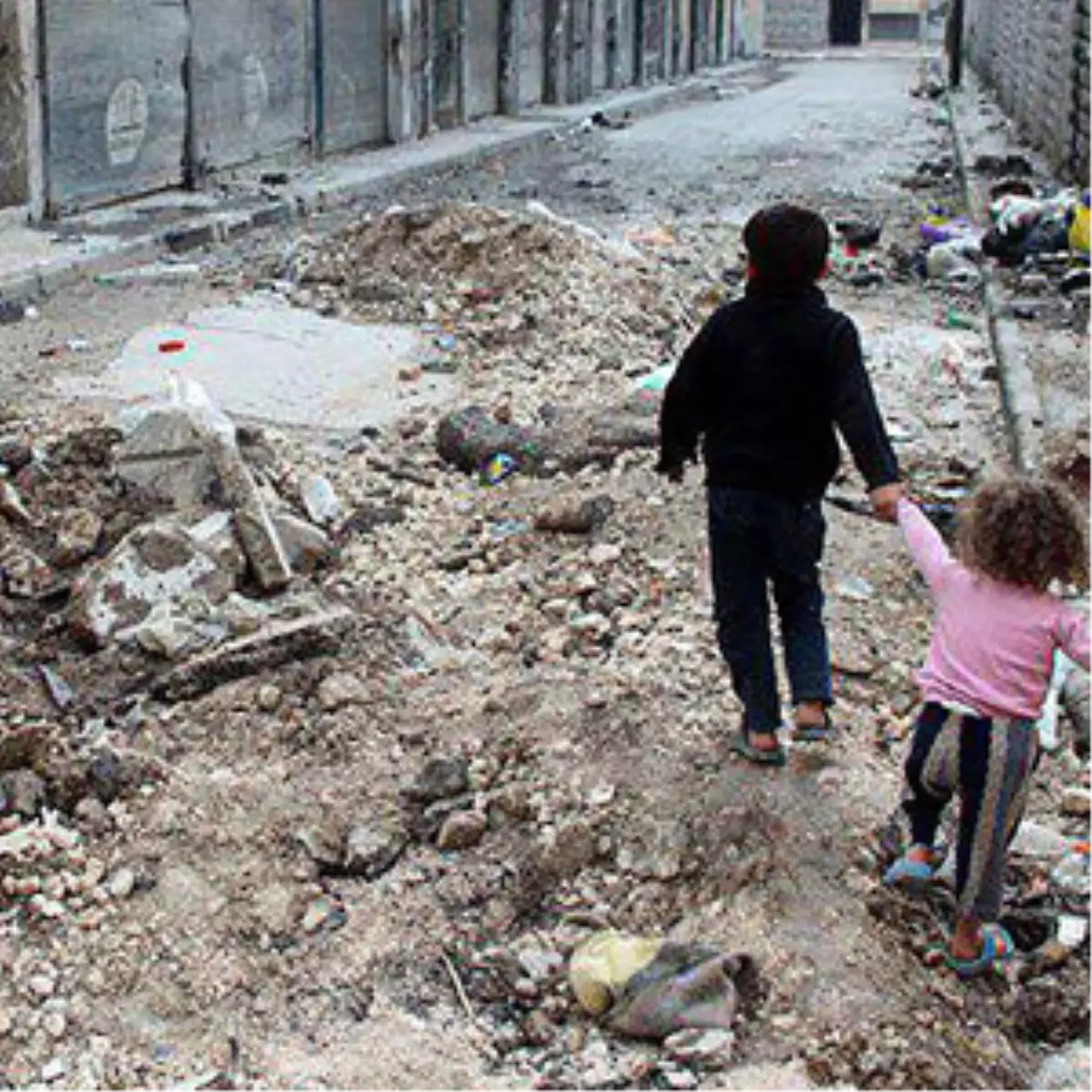 Suriye'de Alevi Köyüne Saldırı: 130 Ölü