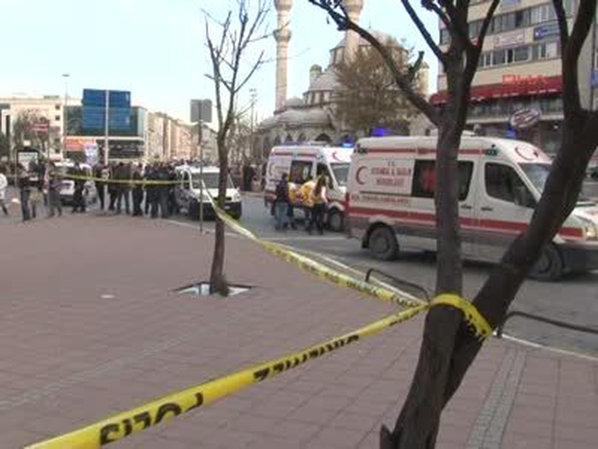 Gaziosmanpaşa\'da Polise Silahlı Saldırı (3)