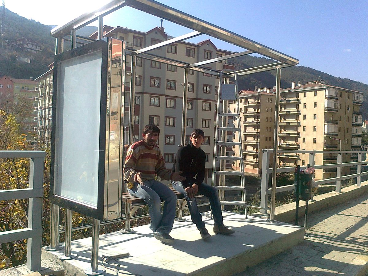 Gümüşhane\'de Kent Mobilyaları Yenileniyor