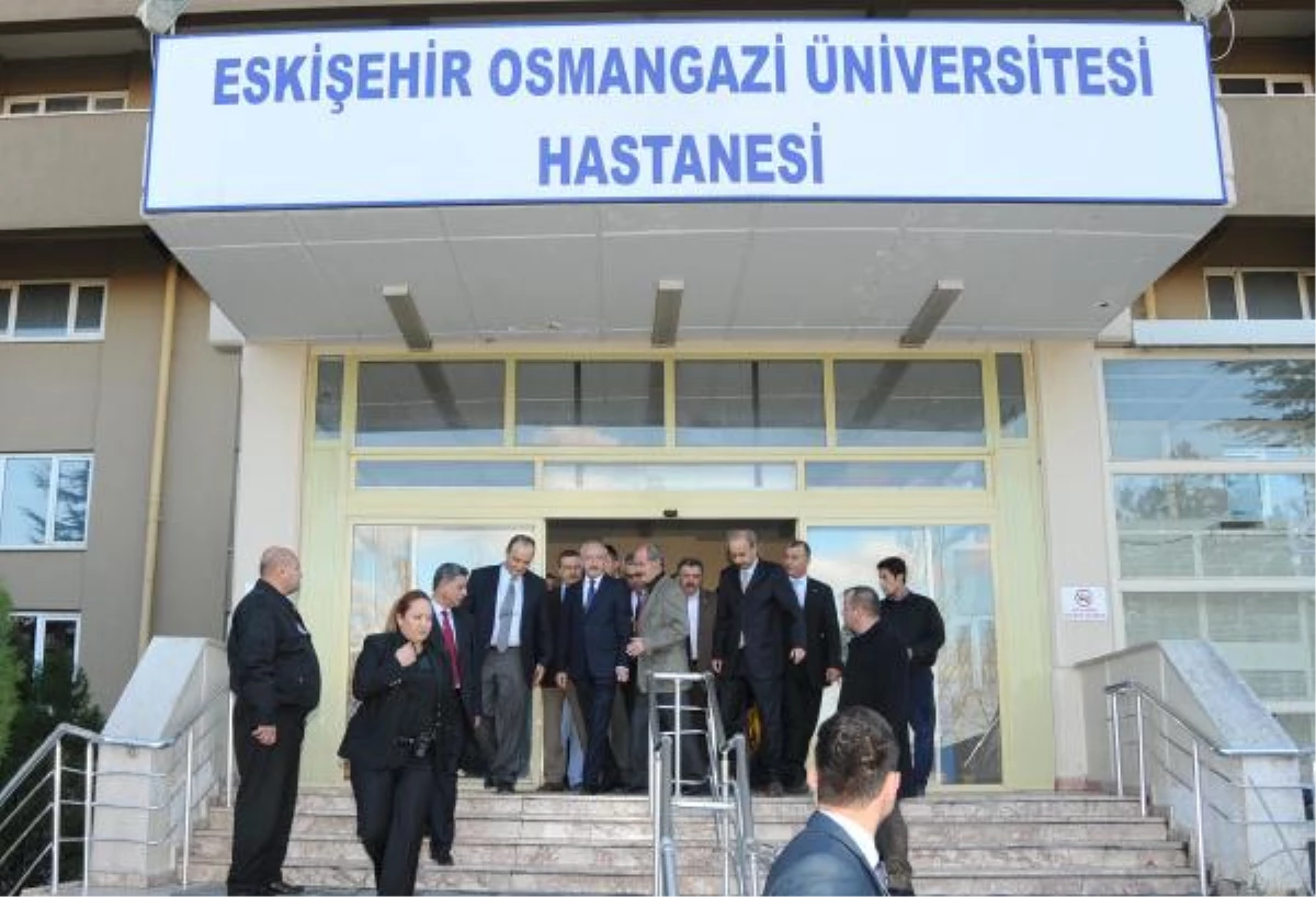 Kılıçdaroğlu, Hastanede Yatan Kayınbiraderini Ziyaret Etti