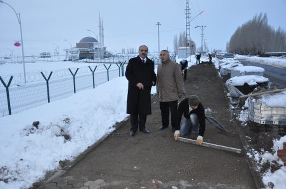 \'\'Kışa Rağmen Hizmete Devam Ediyoruz\'\'