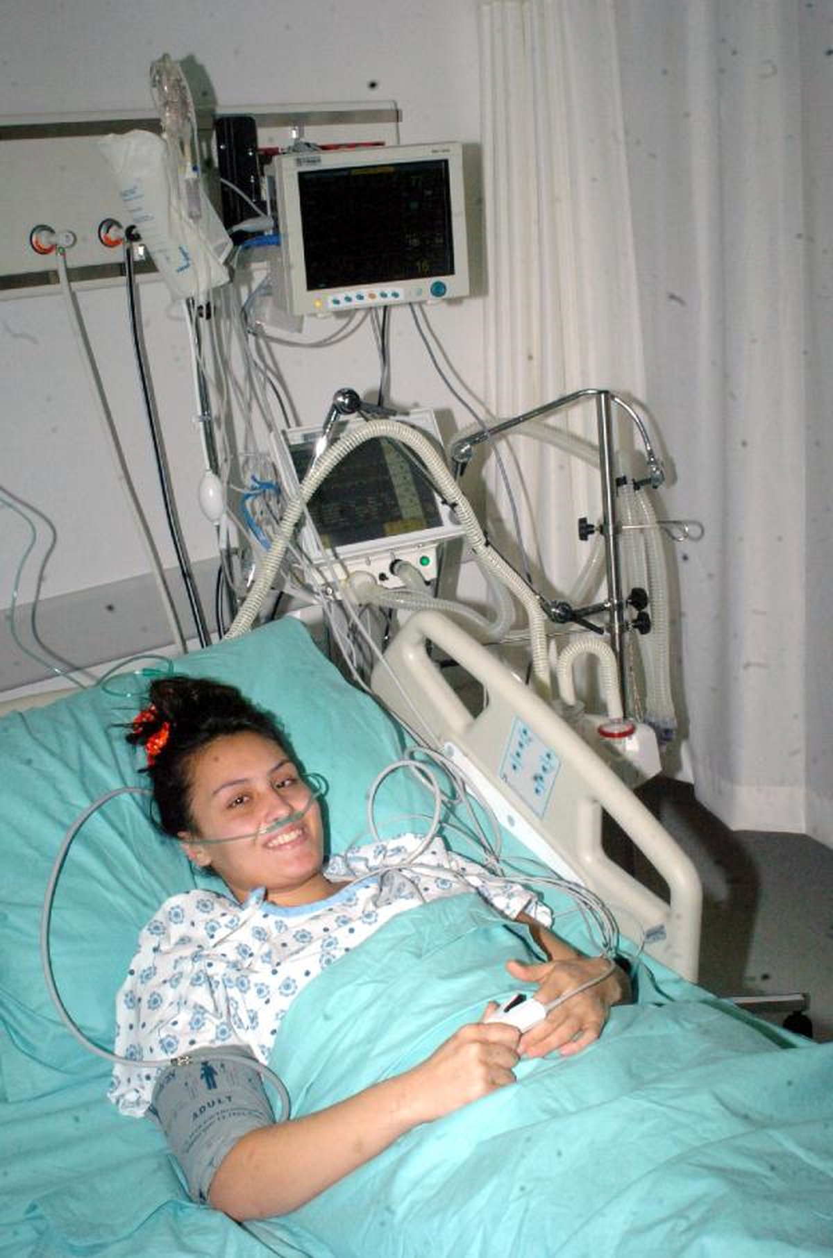 Otomobiliyle 6 Metrelik Köprüden Uçan Fatoş, Yaşama Tutundu