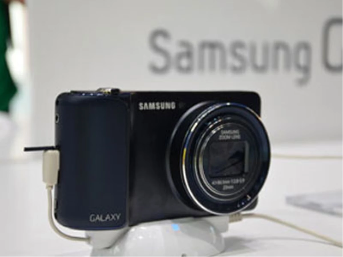Satılan Her İki Fotoğraf Makinesinden Biri Samsung