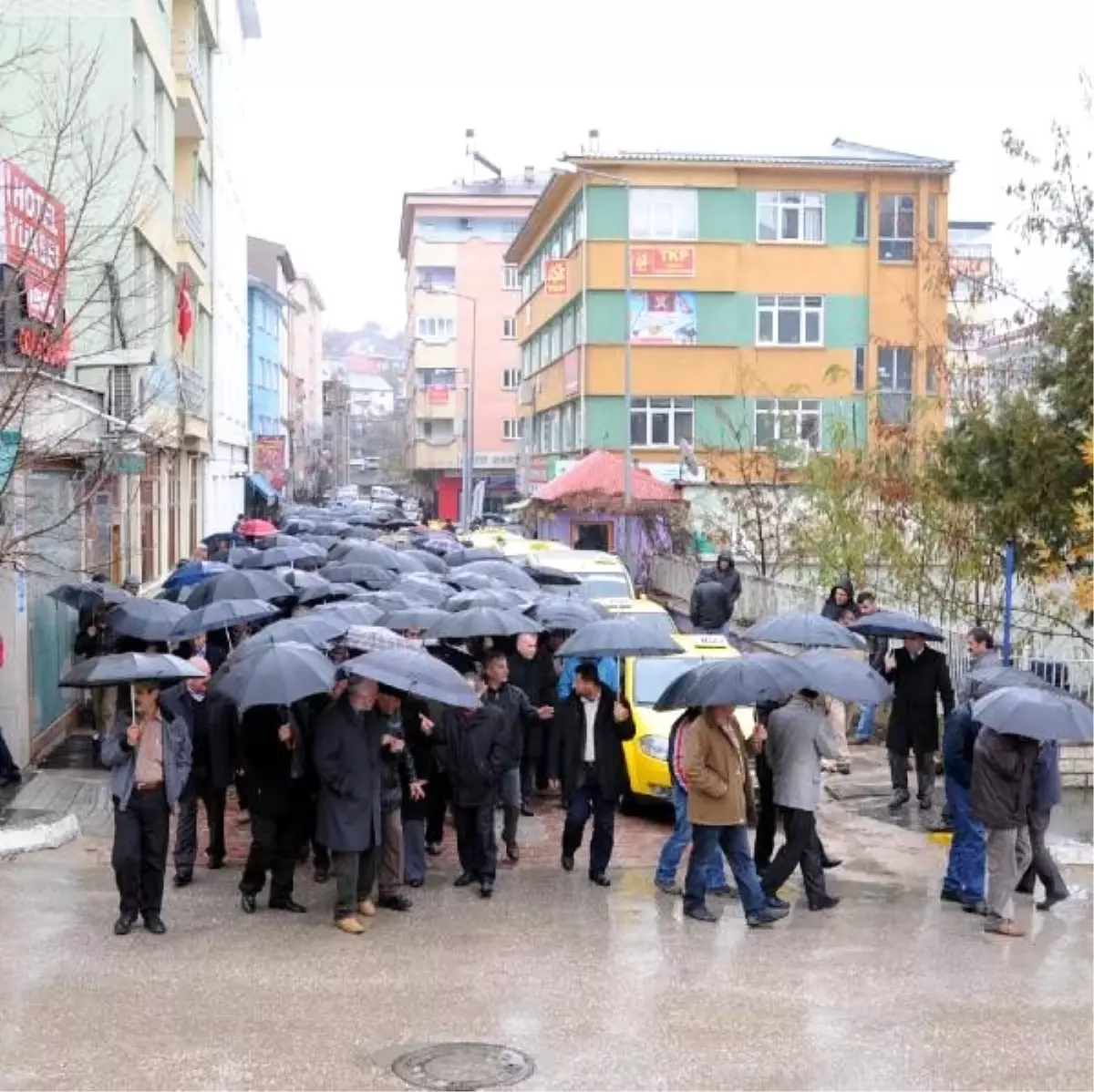 Tunceli\'de Kck Operasyonu: 17 Gözaltı (2)