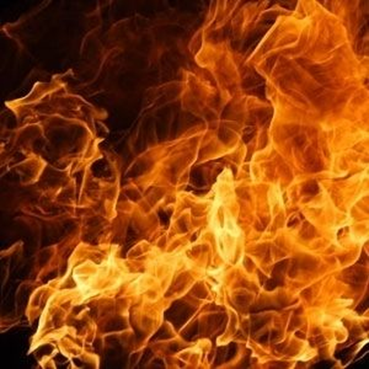 Tüp Deposundaki Yangında Faciadan Dönüldü
