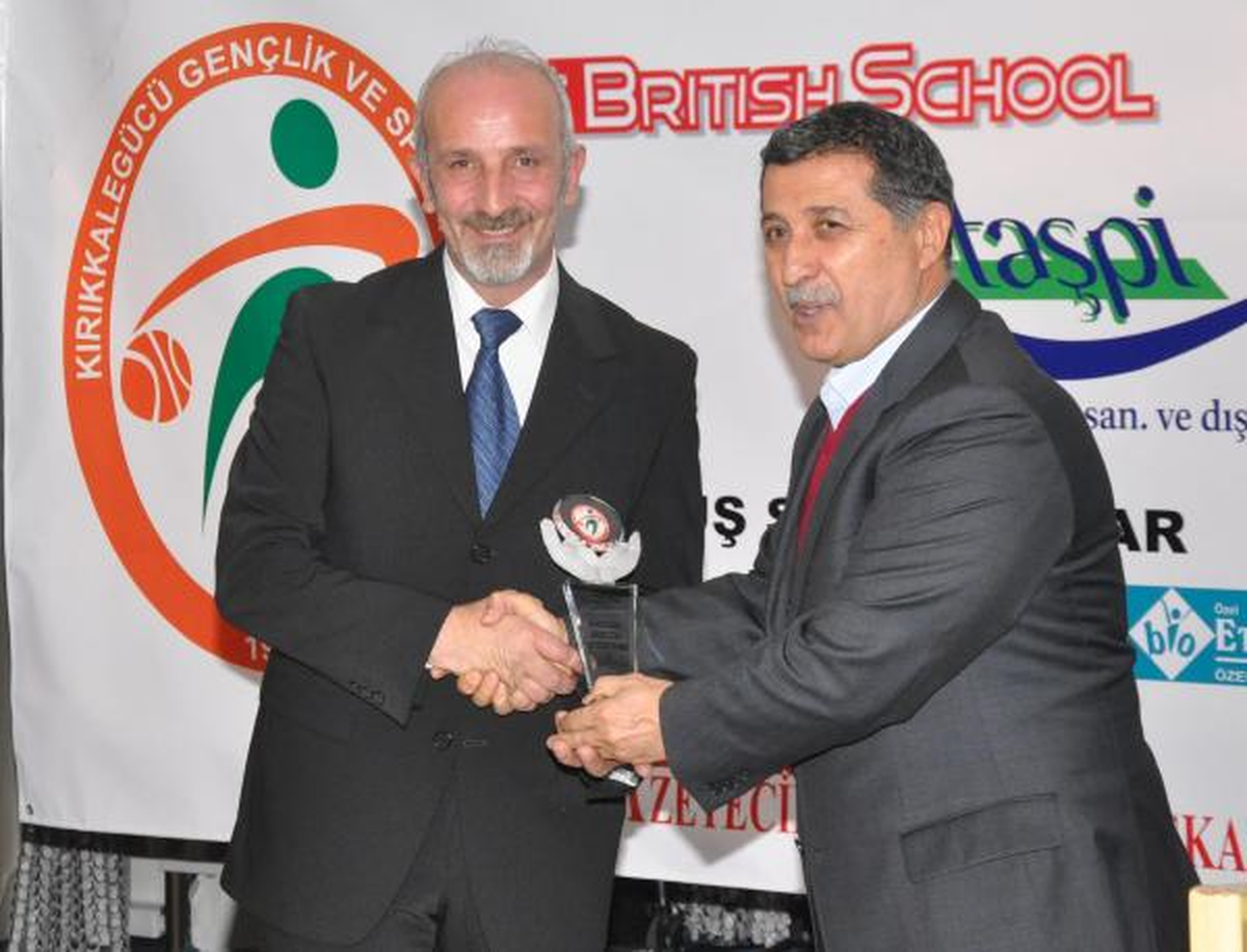 \'Ulusal Yılın Spor İnsanları\' Dalında DHA\'ya Ödül