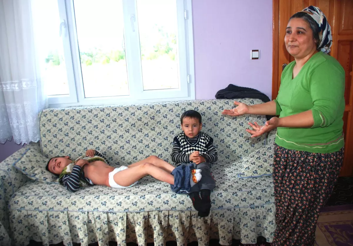 Yılan Derili Çocuklar