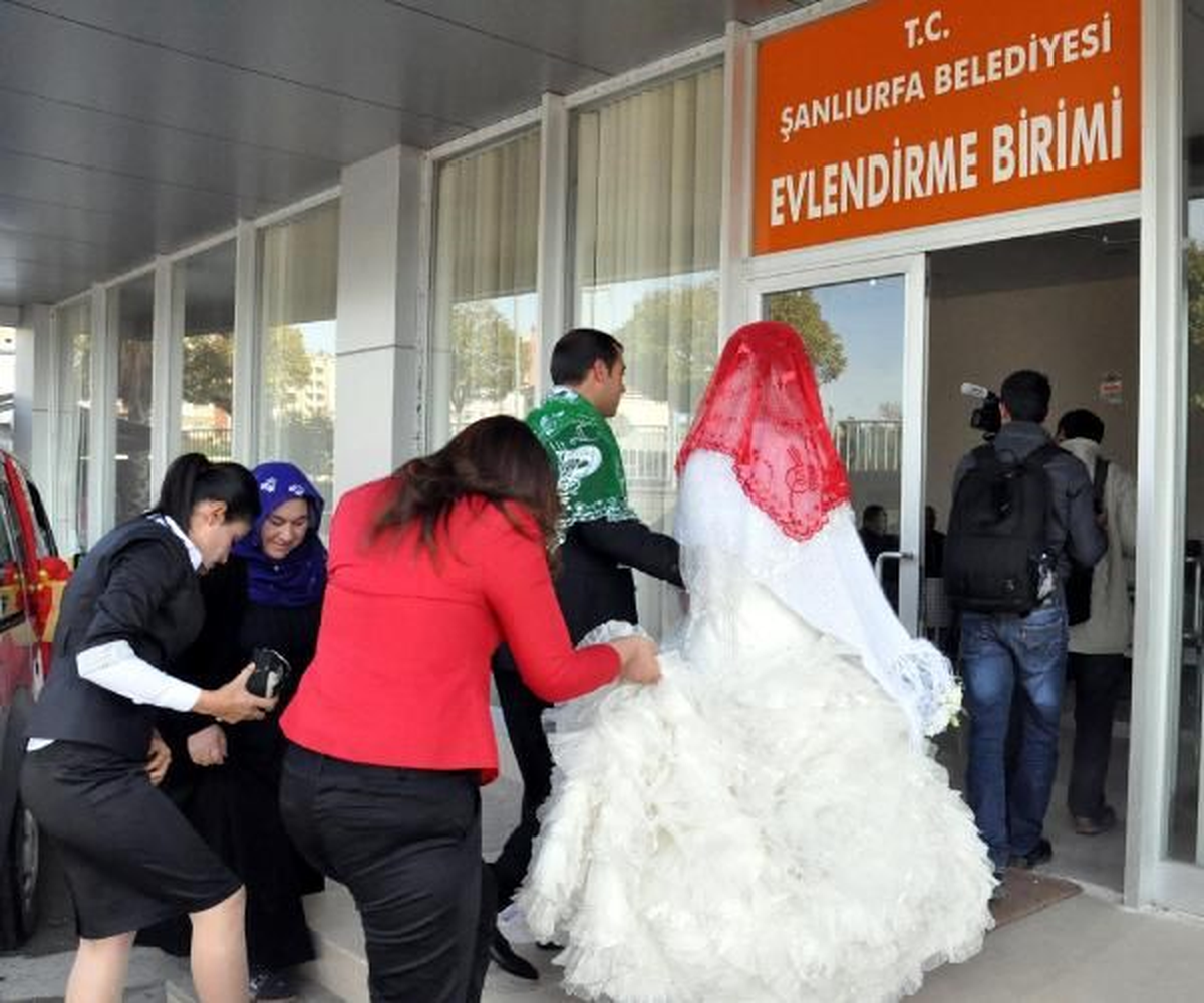 "12.12.2012" Çifte Nikah Kıydılar
