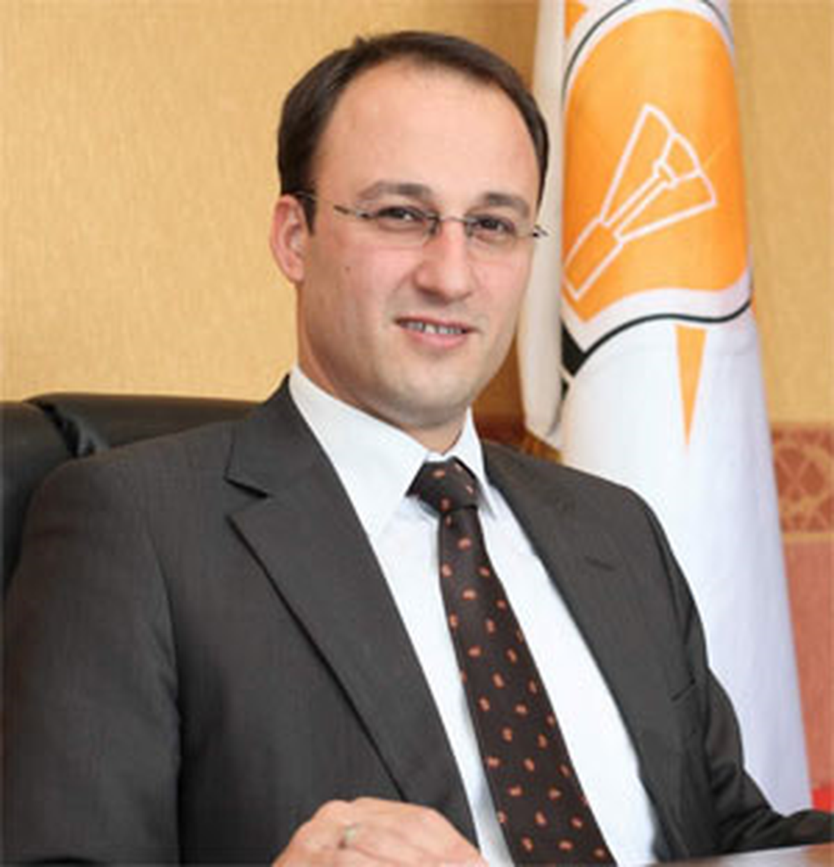 AK Parti Denizli İl Başkanı Avni Örki."Ak Parti ile Halkın Siyasete Olan İlgisi Yeniden...