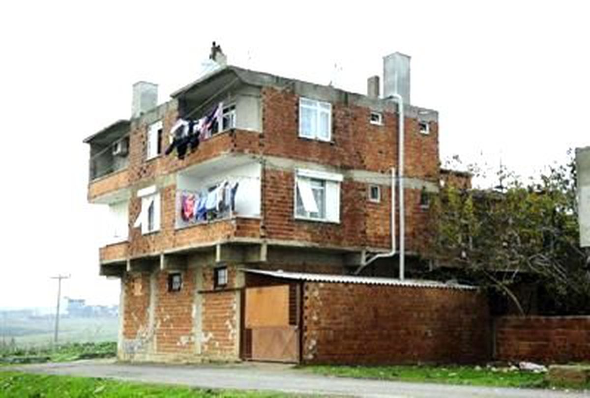 Baca İçindeki Baz İstasyonuna Mahalleliden Tepki