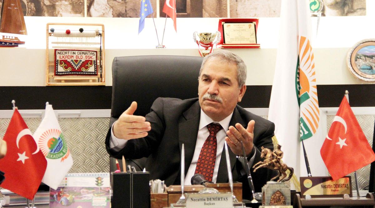 Bir Sms ile 14 Ekmek